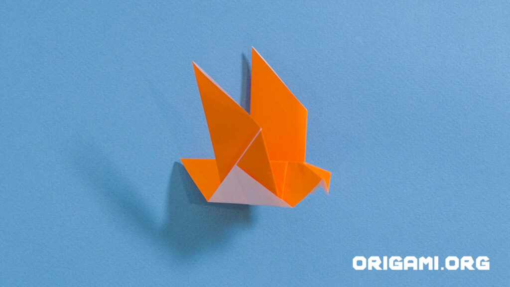 pássaro de origami pronto