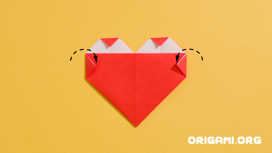Coeur en origami étape 14
