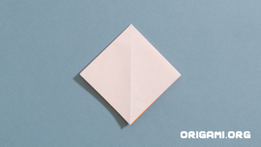 Caixa de estrelas de origami Etapa 9