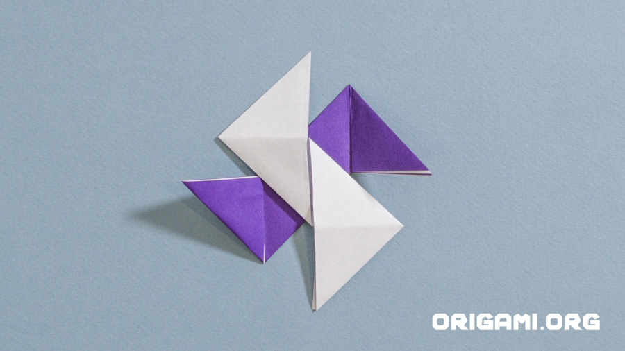 Origami Ninja Star Schritt 17