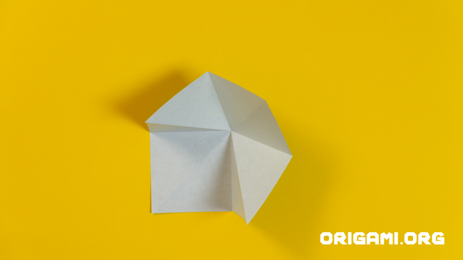 Grue en origami étape 12