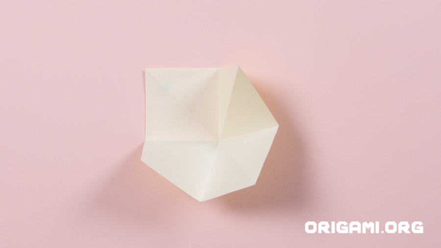 Origami-Blumenstrauß Schritt 12