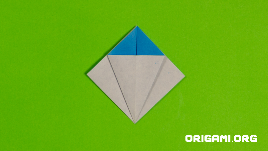 Origami Cornflower Step 17