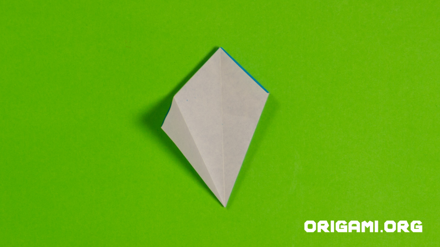 Origami Cornflower Step 32