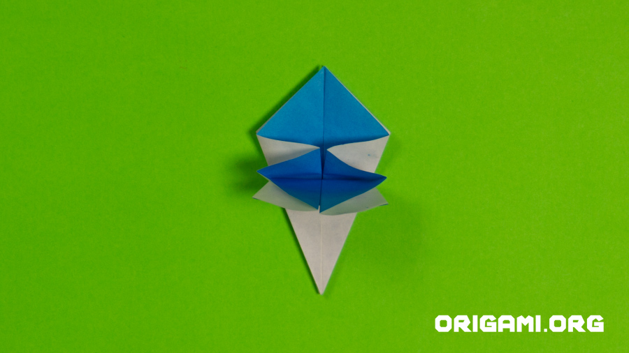 Origami Cornflower Step 41