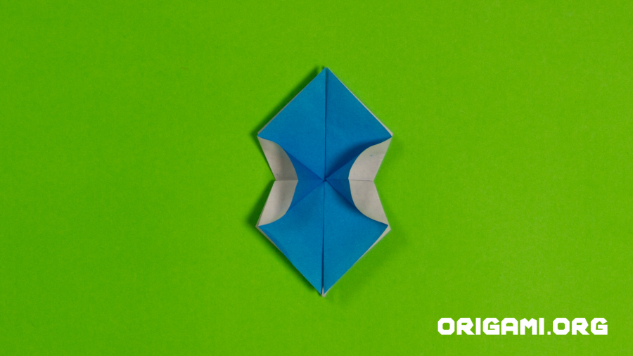 Origami Cornflower Step 42