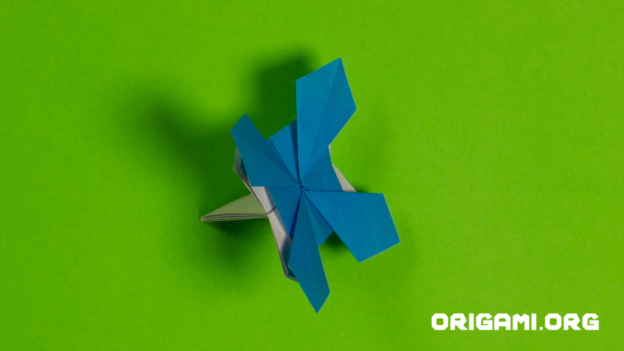 Origami Cornflower Step 52