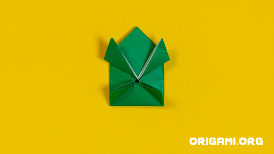 Sapo saltador de origami Etapa 16